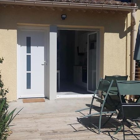 Appartement Neuf Clim Terrasse & Piscine Blauzac  エクステリア 写真